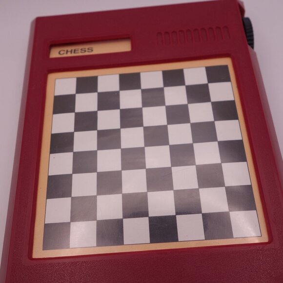 Magnetic Games 5-in-1 Travel Game with Checkers, Chess,  Pahrcheesi & Backgammon - Picture 10 of 14